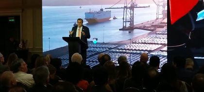 CSAV-analiza-desafios-para-Chile-en-una-nueva-edicion-del-Dia-del-Comercio-Global-420x189